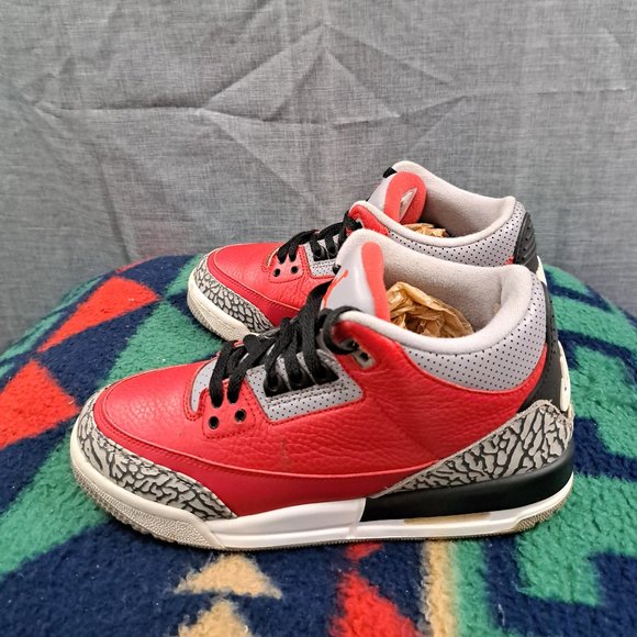 Nike Air Jordan 3 Retro SE (GS) ‘Unite’ Fire Red Cement Grey CQ0488-600 Size 6.5